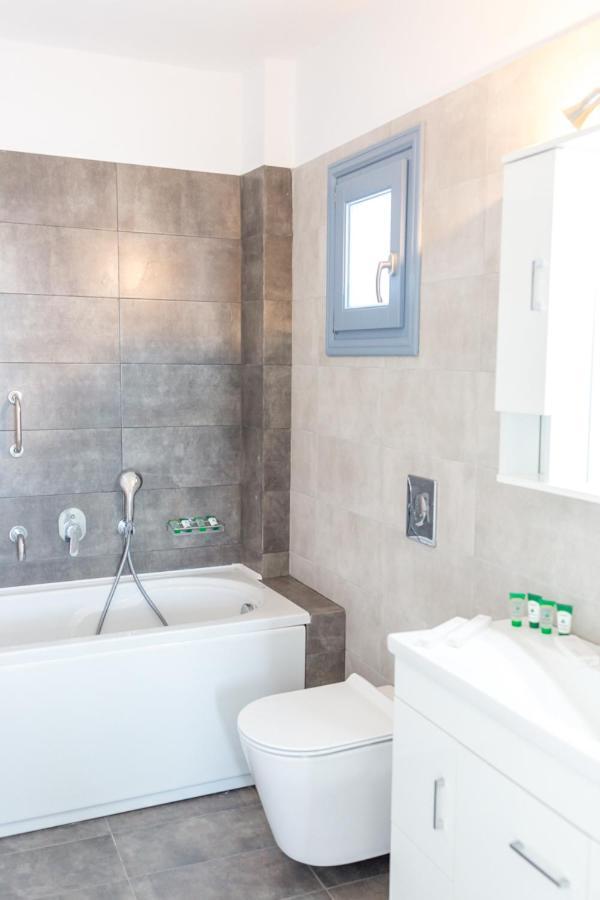 Luxe Maroussi Villas Pyrgos Kallistis Exterior photo